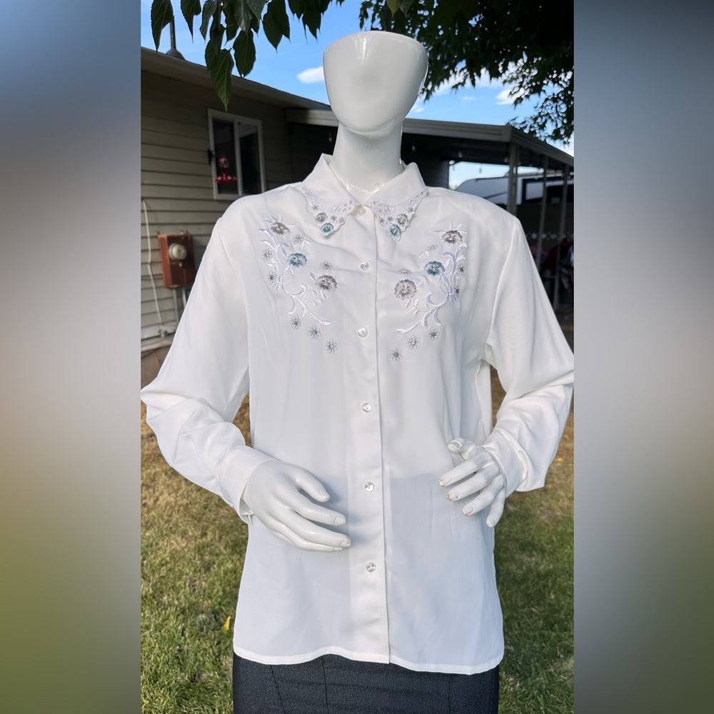 Scott White Floral Embroidered Men's Shirt
